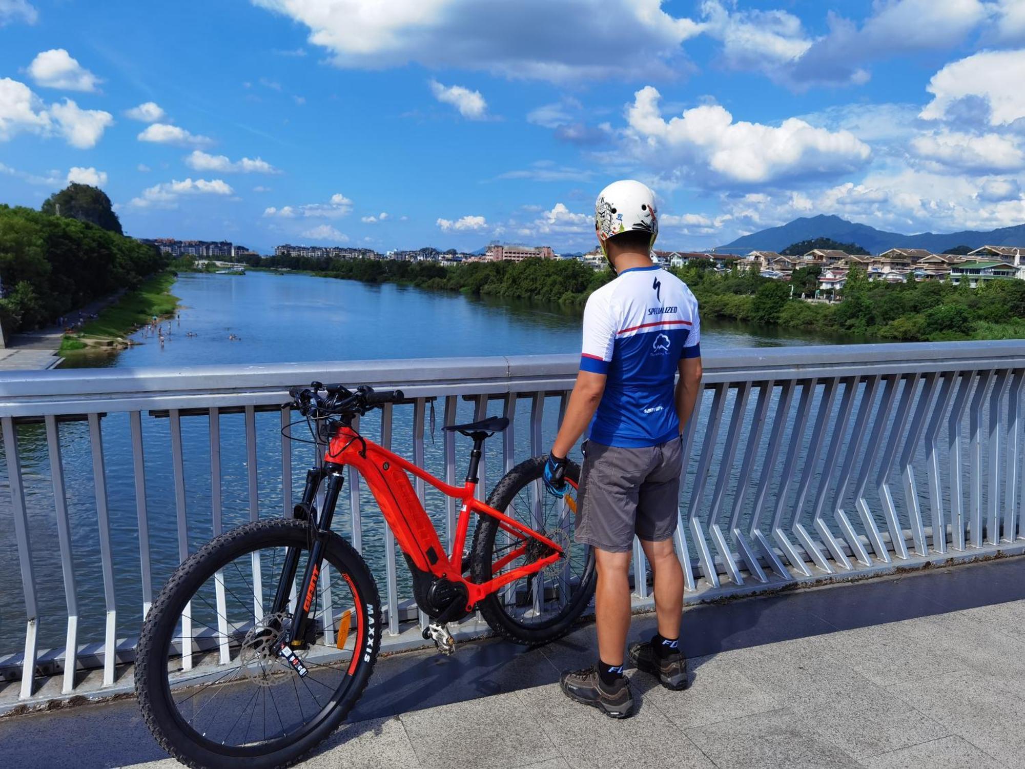 Guilin Bonjour Boutique Hotel- Free Pick Up Service Over 3 Nights Luaran gambar